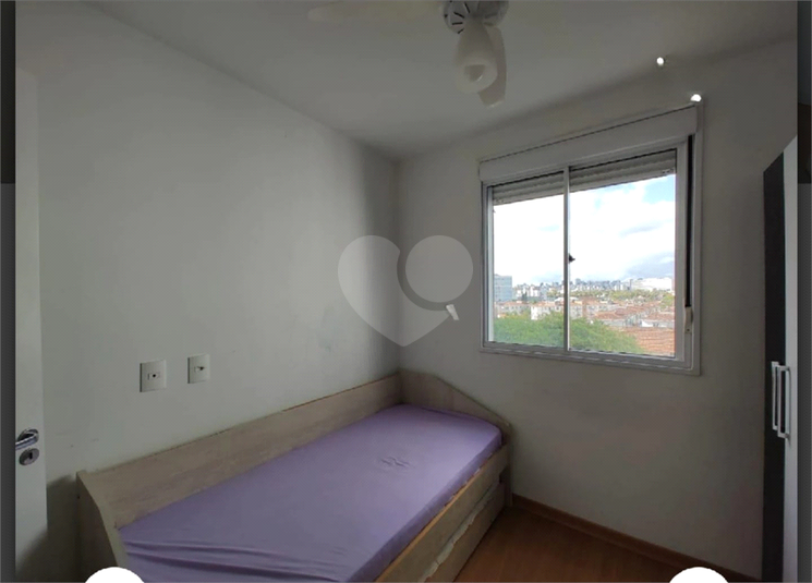 Foto REO751561