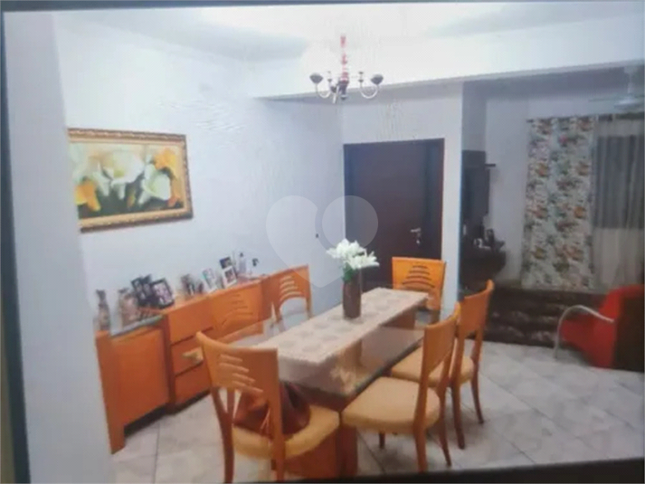 Foto REO751681