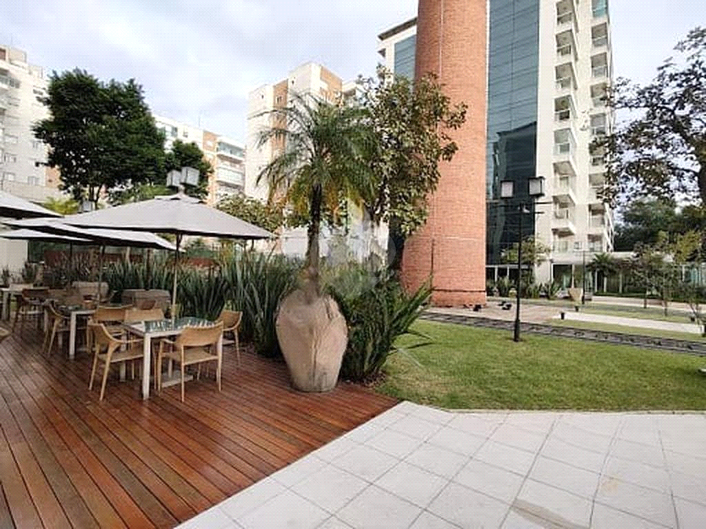 Venda Salas São Paulo Mooca REO753764 7