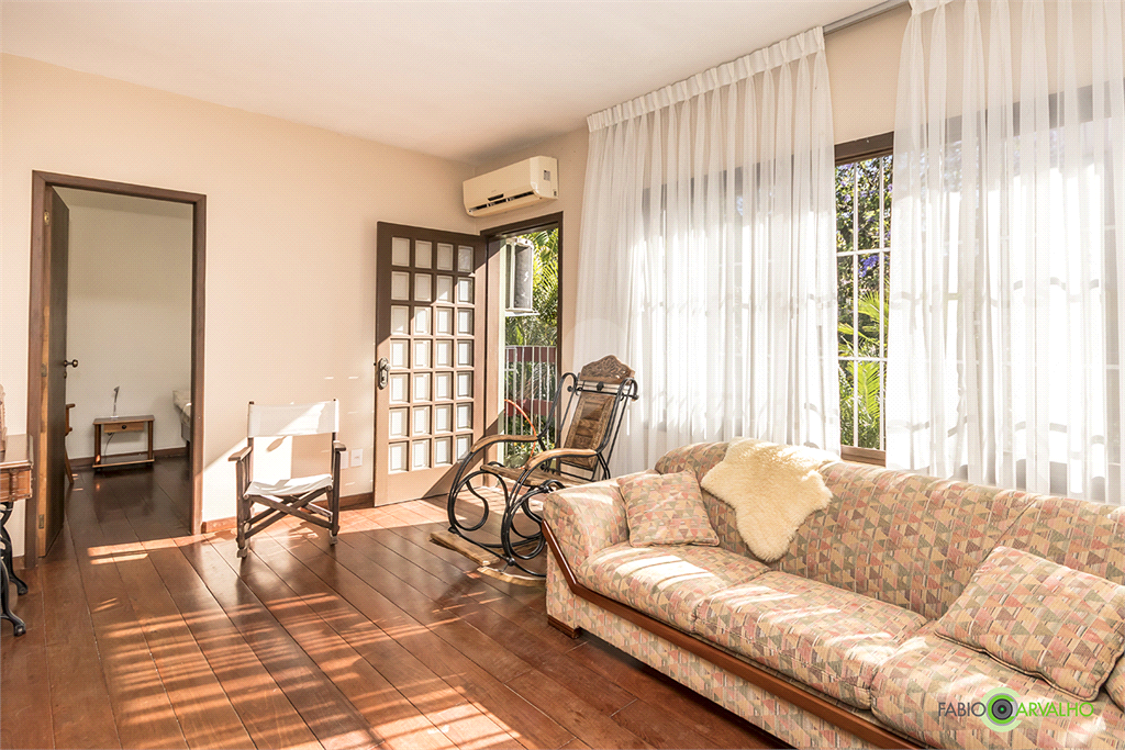 Venda Casa Porto Alegre Higienópolis REO753783 36