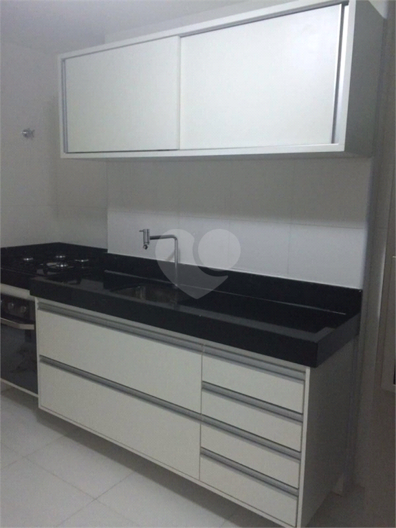 Venda Apartamento Salvador Paralela REO753857 9