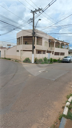 Foto REO754032