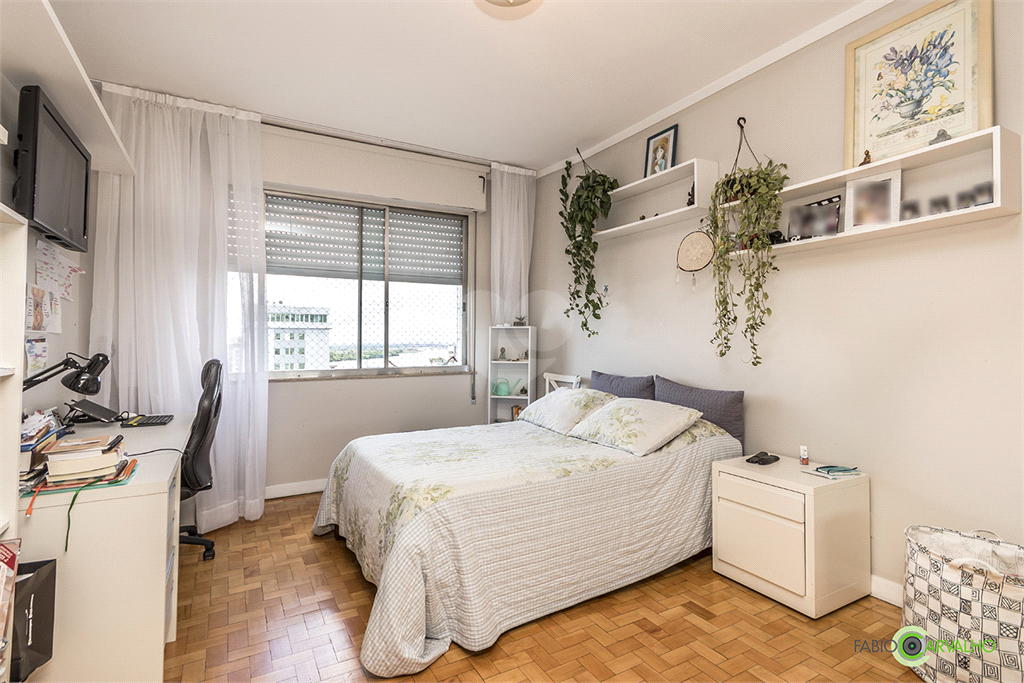 Venda Apartamento Porto Alegre Centro Histórico REO754370 12