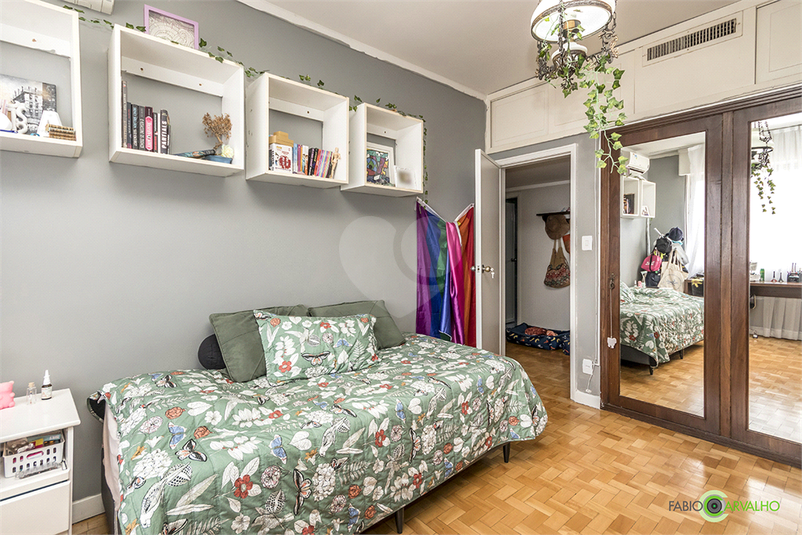 Venda Apartamento Porto Alegre Centro Histórico REO754370 16