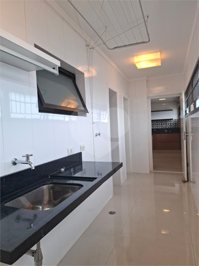 Venda Apartamento São Paulo Santana REO754712 6