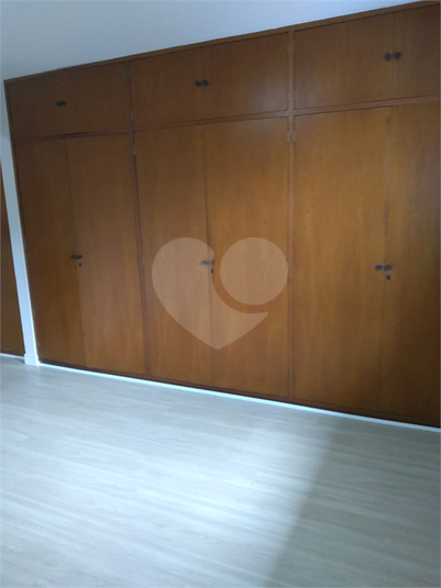 Foto REO756165