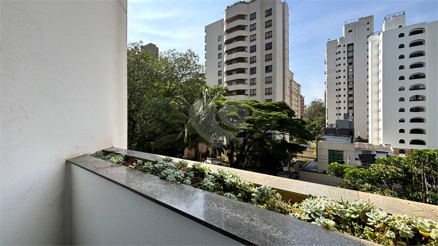 Foto REO757979