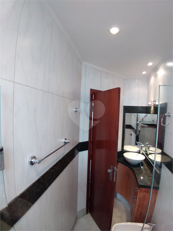 Venda Apartamento Belo Horizonte Santo Antônio REO759469 10