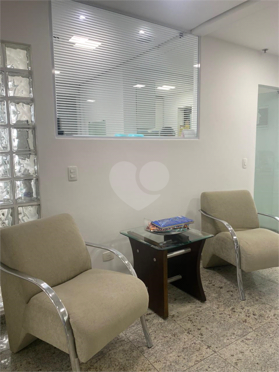 Venda Salas São Paulo Santana REO759674 37