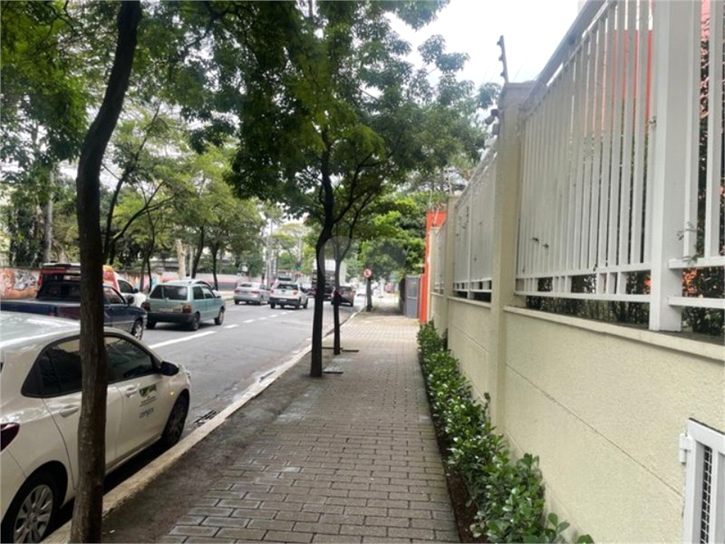 Venda Apartamento São Paulo Liberdade REO760100 14