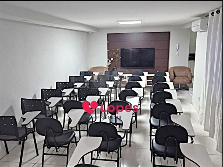 Foto REO760394