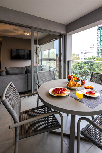 Venda Apartamento São Paulo Sumaré REO760641 8