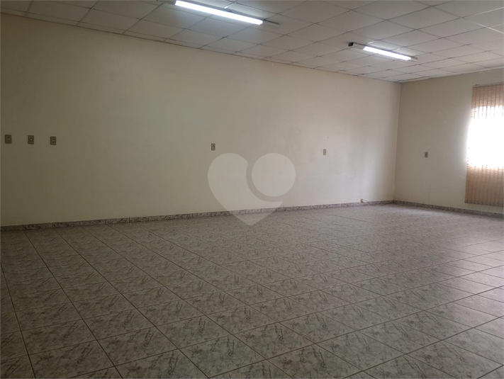 Aluguel Salão Comercial Valinhos Vila Embaré REO760682 9