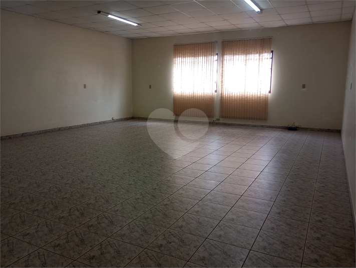 Aluguel Salão Comercial Valinhos Vila Embaré REO760682 11