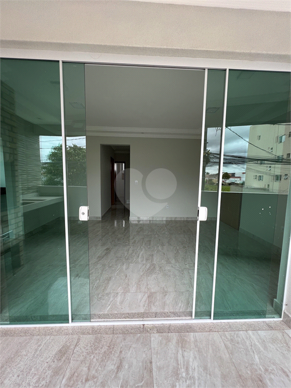 Venda Apartamento Uberlândia Granada REO760844 4