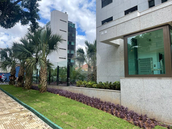 Venda Apartamento Belo Horizonte Santo Antônio REO761868 4