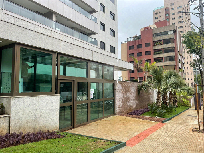 Venda Apartamento Belo Horizonte Santo Antônio REO761868 6