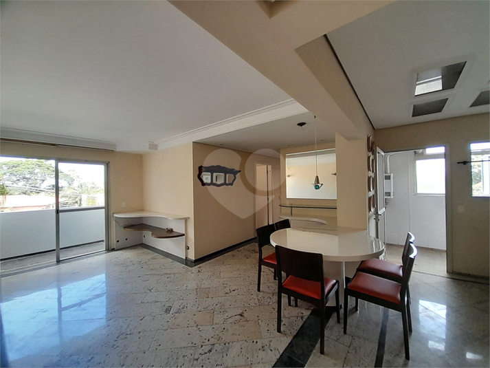 Foto REO767040