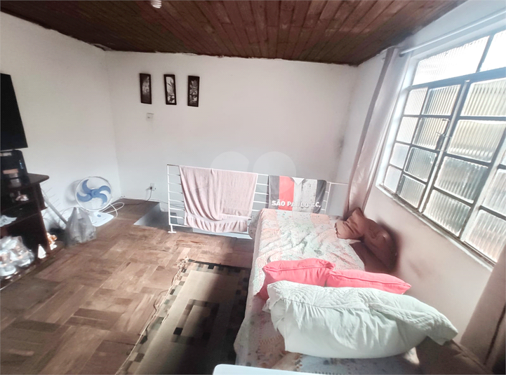 Foto REO768011
