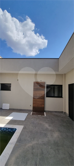 Foto REO768635