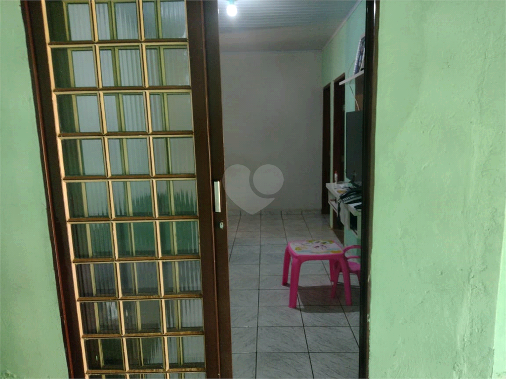 Venda Casa de vila Uberlândia São Jorge REO769133 17