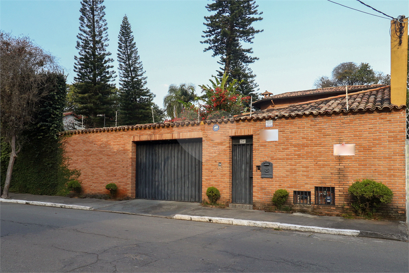 Foto REO77012