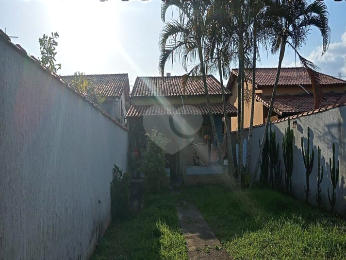 Foto REO770210