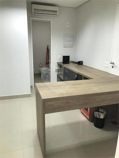 Venda Salas São Paulo Santana REO773844 5