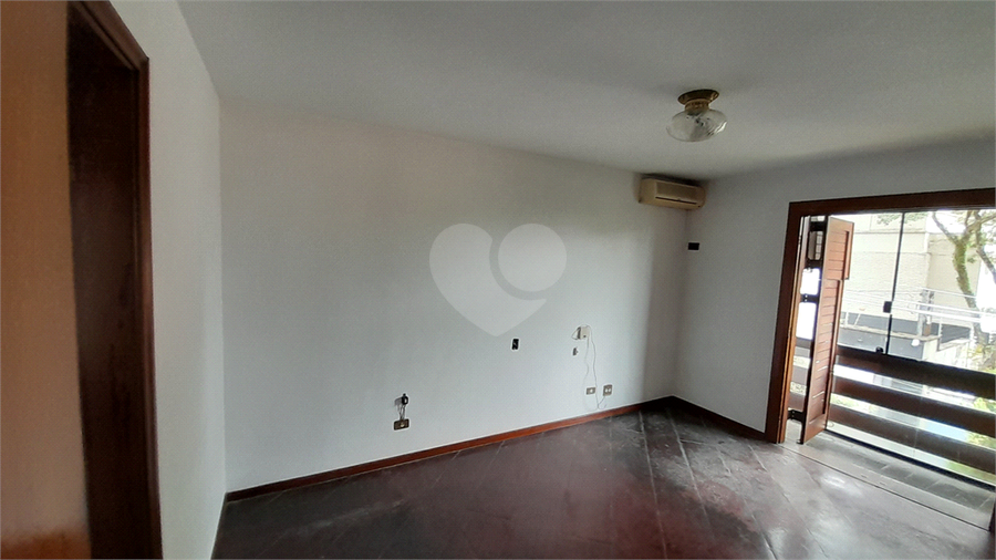 Foto REO775127