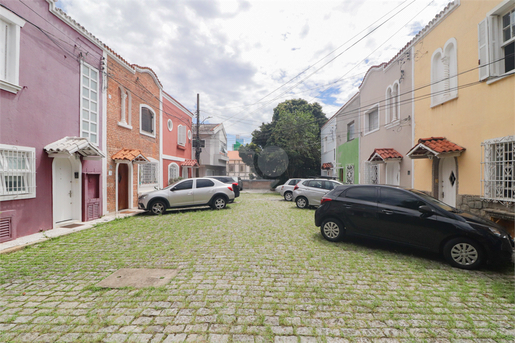 Venda Casa de vila São Paulo Água Branca REO775858 25