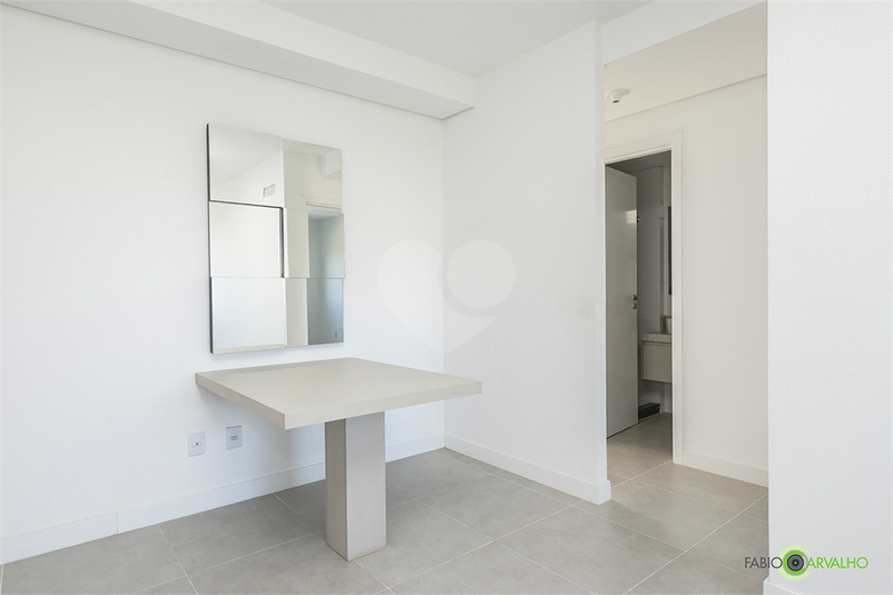 Venda Apartamento Porto Alegre Centro Histórico REO776460 7