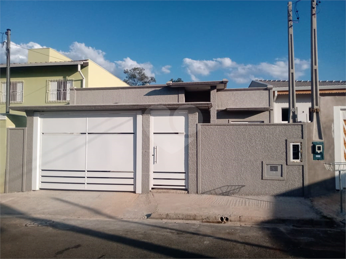 Foto REO777402