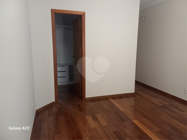 Foto REO778164