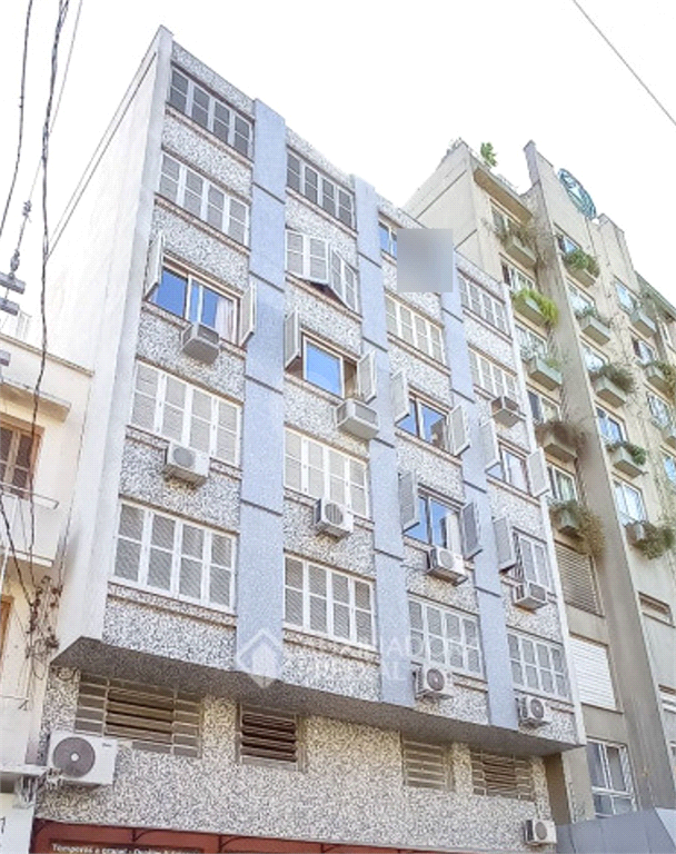 Venda Flat Porto Alegre Centro Histórico REO779688 8