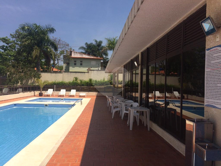 Foto REO780046