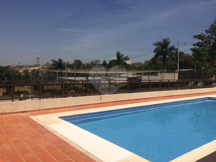 Foto REO780046