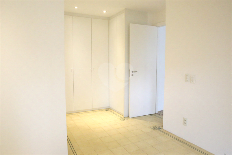 Aluguel Apartamento São Paulo Campo Belo REO783825 8