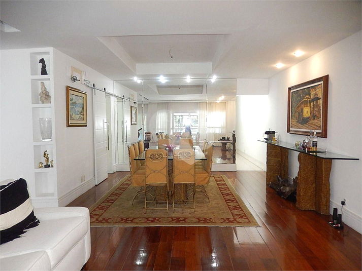 Apartamento, 4 quartos à Venda Rua Professor Coutinho Fróis, Barra Da