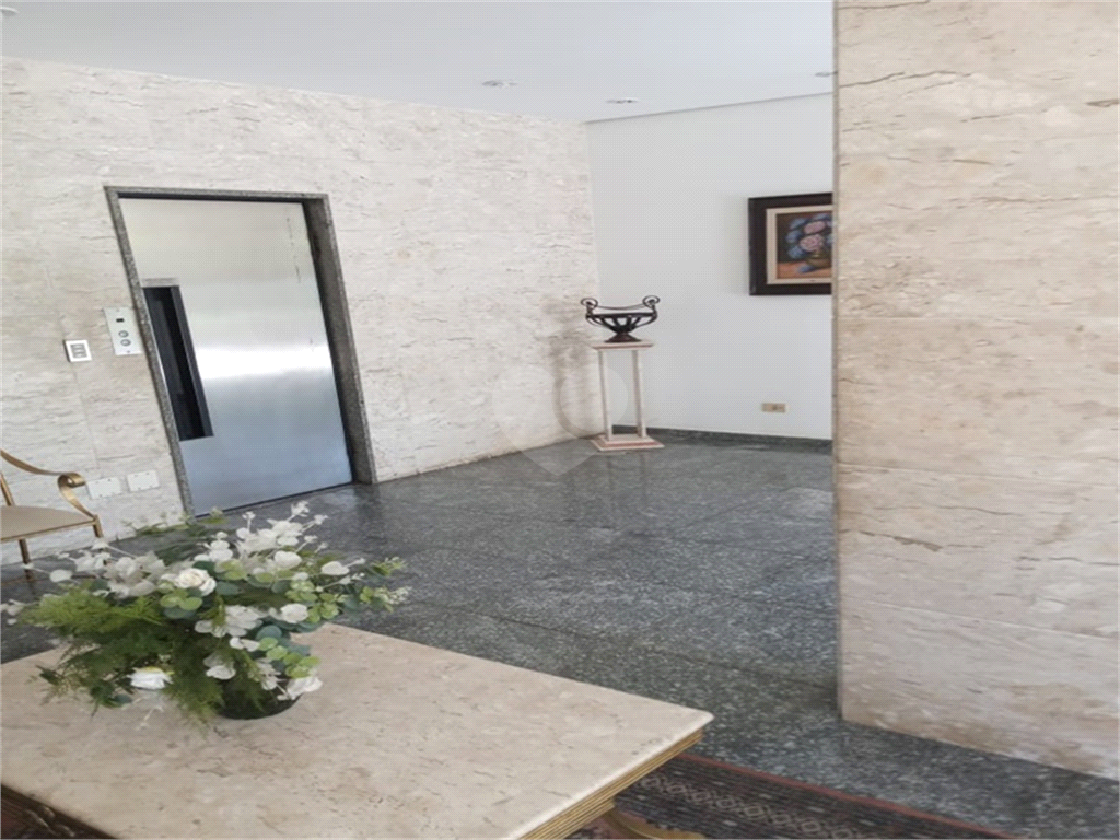 Venda Apartamento São Paulo Santana REO786769 20