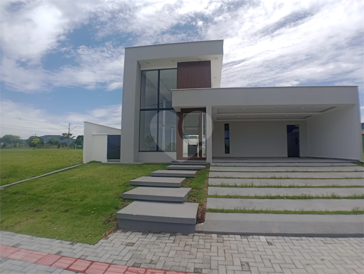 Foto REO790009
