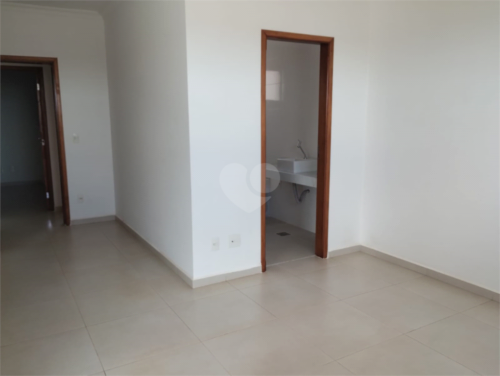 Venda Apartamento São Carlos Centro REO790358 13