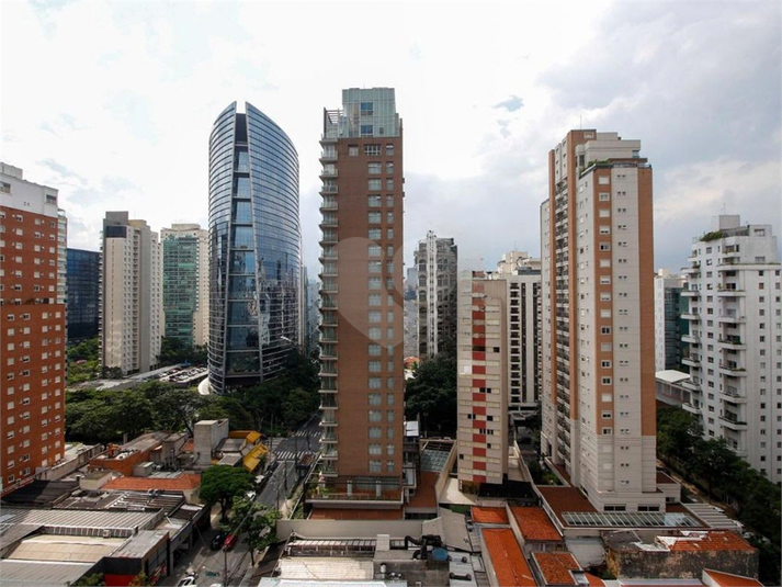 Foto REO790818