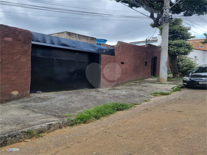 portão externo