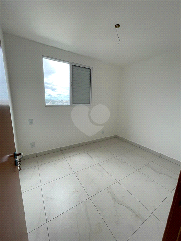 Venda Apartamento Uberlândia Granja Marileusa REO797296 8