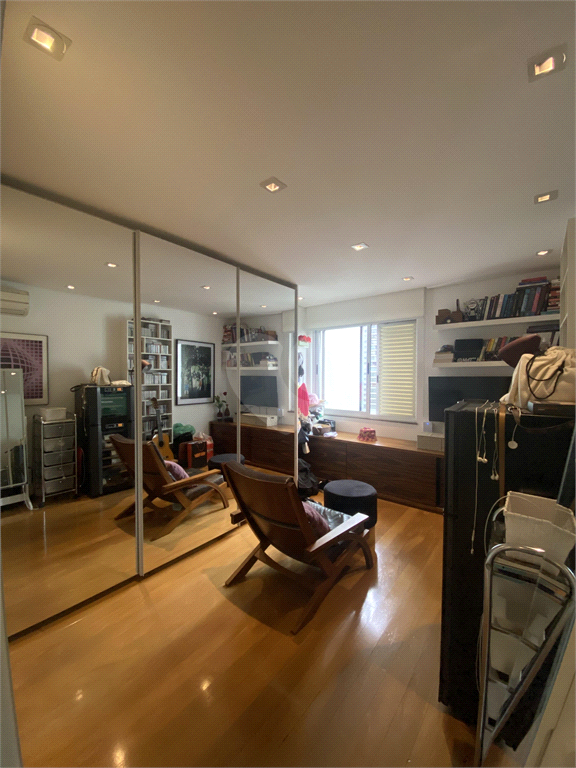 Venda Apartamento São Paulo Itaim Bibi REO798041 11