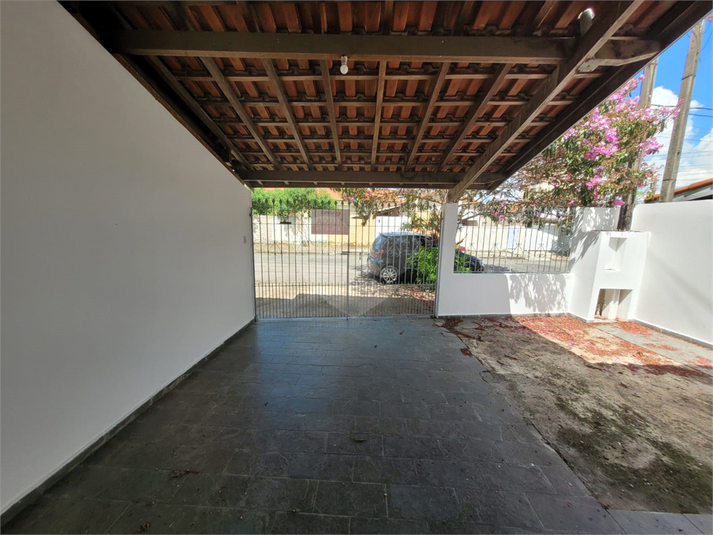 Foto REO799073