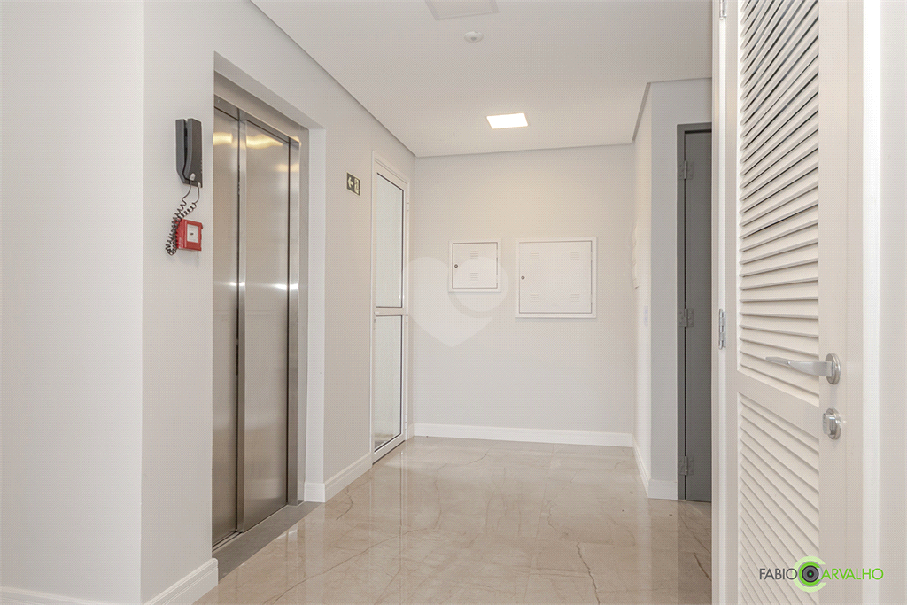 Venda Apartamento Porto Alegre Jardim Europa REO799373 40