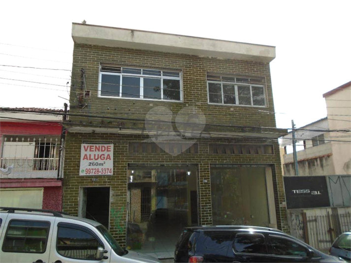 fachada salão inferior e parte superior.