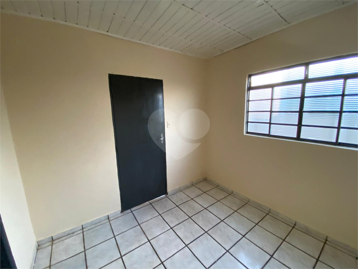 Foto REO800041