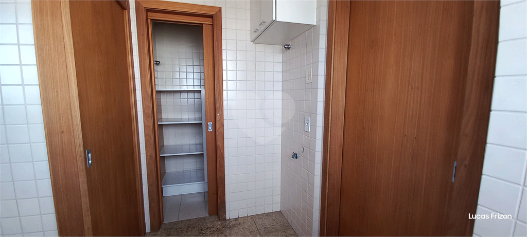 Venda Apartamento Porto Alegre Petrópolis REO800111 14